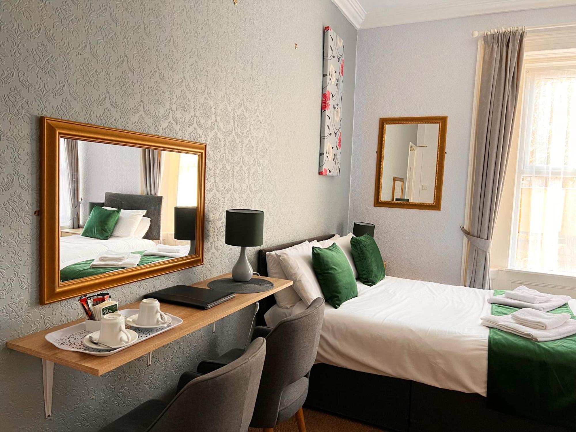 The Grove Villa Weston-super-Mare Eksteriør billede